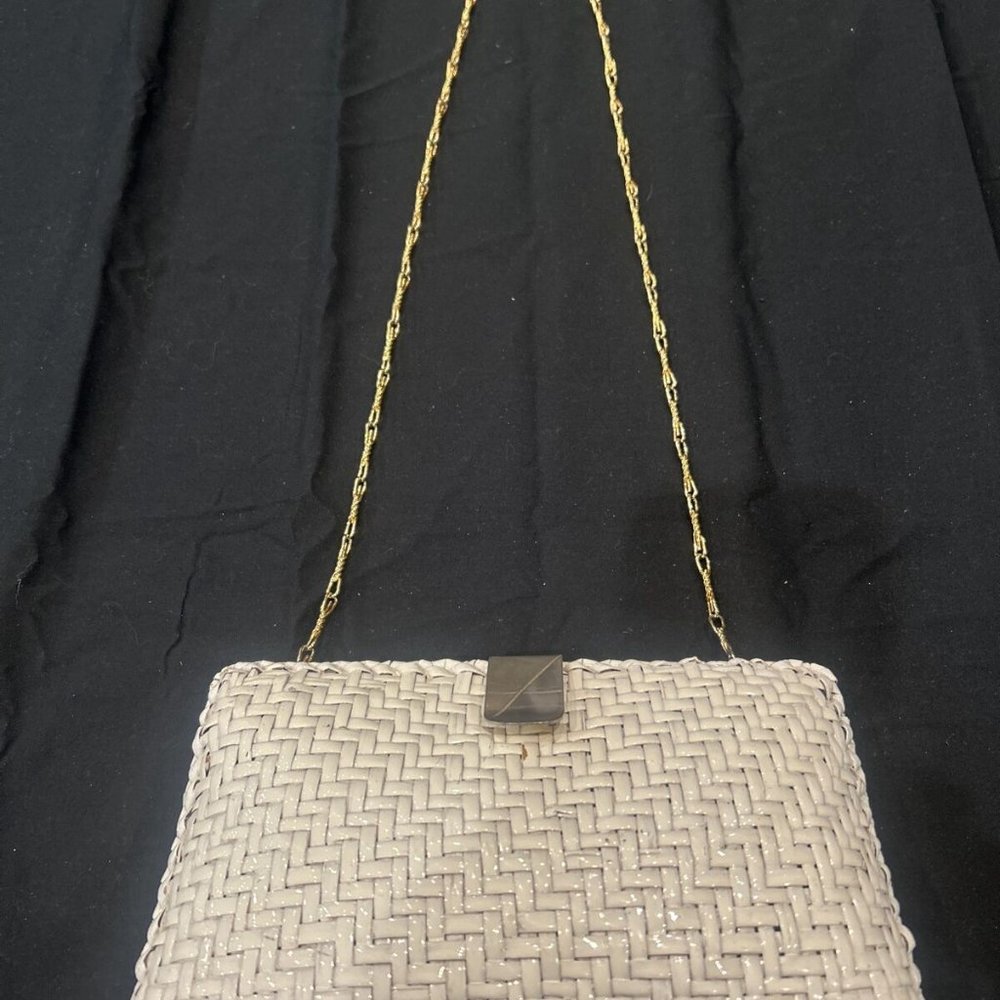 Vintage Cappagallo Off White Basket Weave Wicker Clutch Bag Gold Chain #347